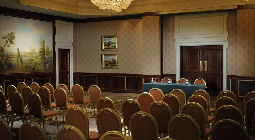 Отель Marriott Amman Hotel