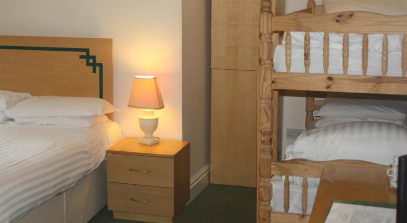 Отель Hanover Hotel