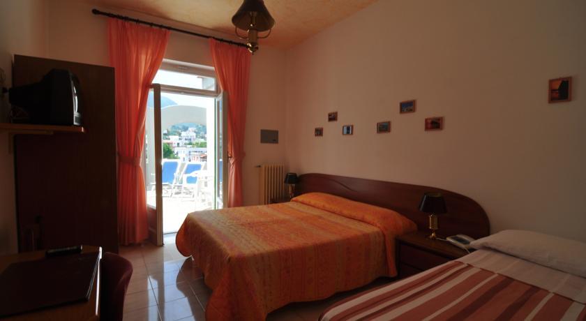 Отель Hotel Terme Rosaleo