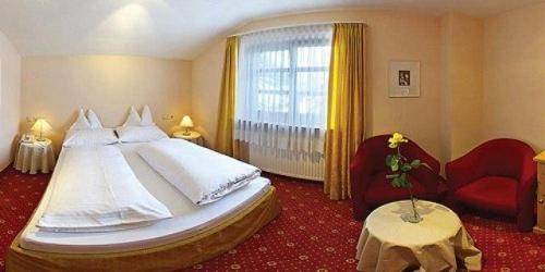 Отель Hotel Bergwelt