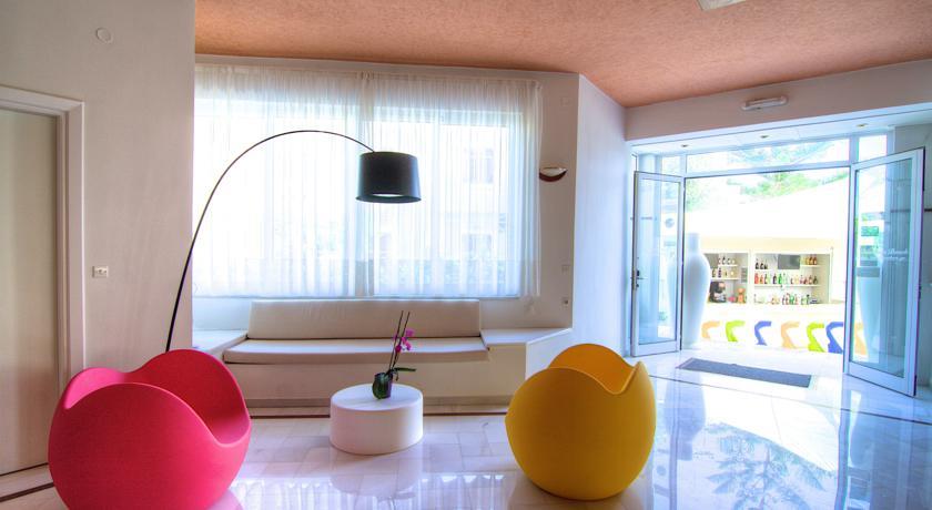 Dimitrios Beach Hotel