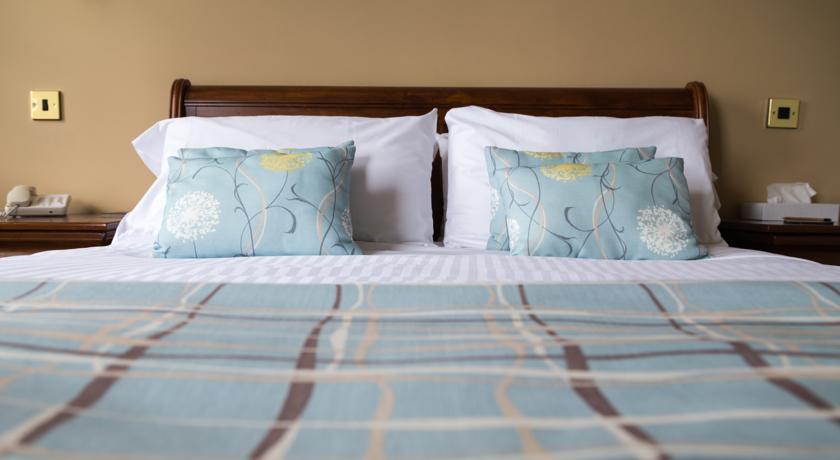 Отель Arrochar Hotel 'A Bespoke Hotel'