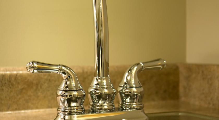 Отель Old House Village Hotel and Spa