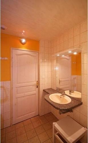Отель Auberge Le Couchetat