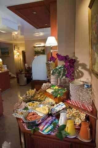 Отель Hotel Vivaldi