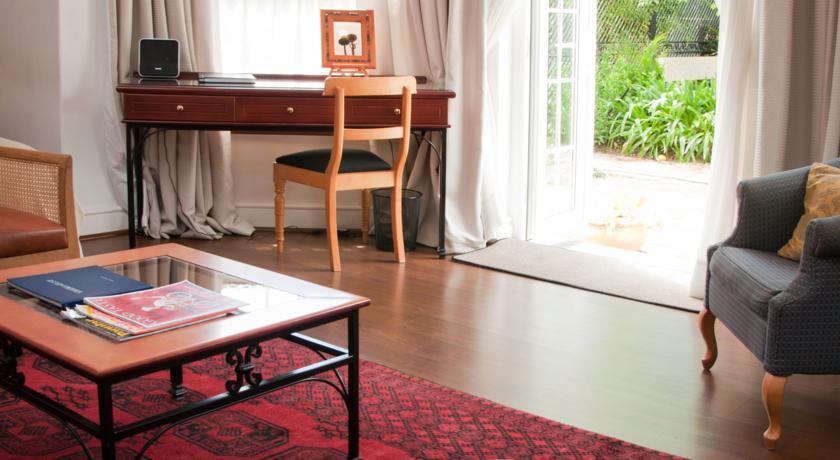 Гостевой дом Rusthuiz Guest House