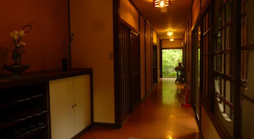 Отель Ryokan Seizan
