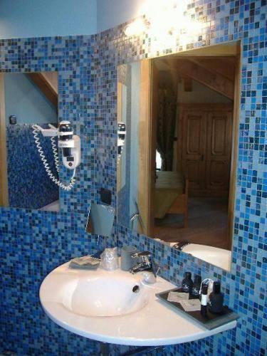Отель Hotel Bes & Spa