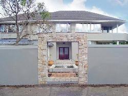 Мини-отель Lorraines on Lincoln Guest House