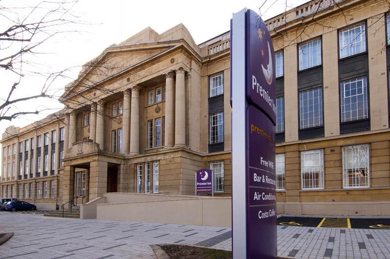 Отель Premier Inn Coventry City Centre South
