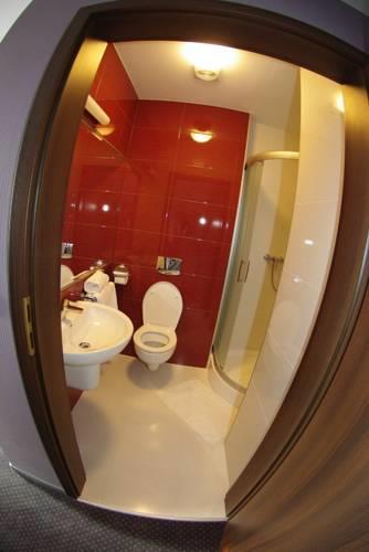 Отель Hotel Pod Złotą Koroną