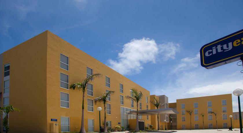 Отель City Express Campeche
