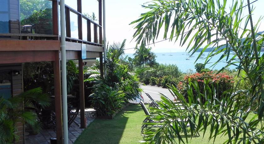 Мини-отель Airlie Waterfront Bed & Breakfast