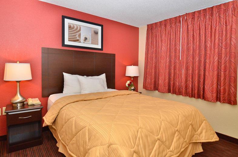 Отель Mainstay Suites