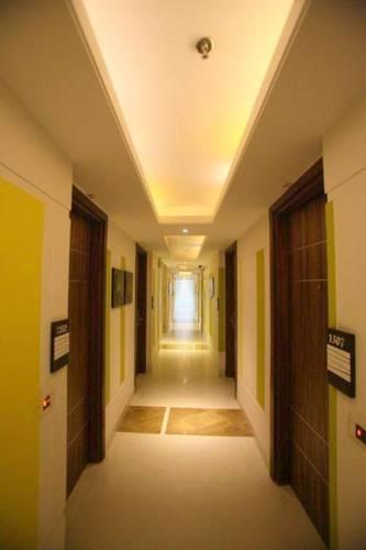 Emblem Hotel, Gurgaon