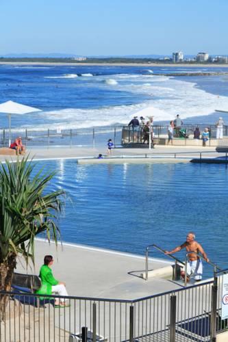 Отель OVR Caloundra