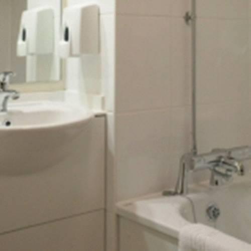 Отель Days Inn Southampton Rownhams