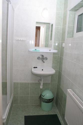 Отель Zajazd nad Sapiną
