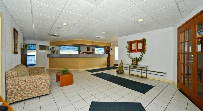 Отель Canada's Best Value Inn (Belleville)
