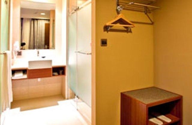 Отель FORTÉ Orange Hotel - Taichung Park