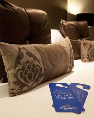 Отель The Oxfordshire Hotel & Spa