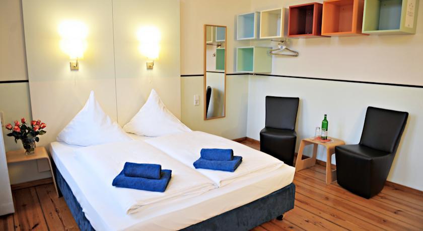 Alex Hotel