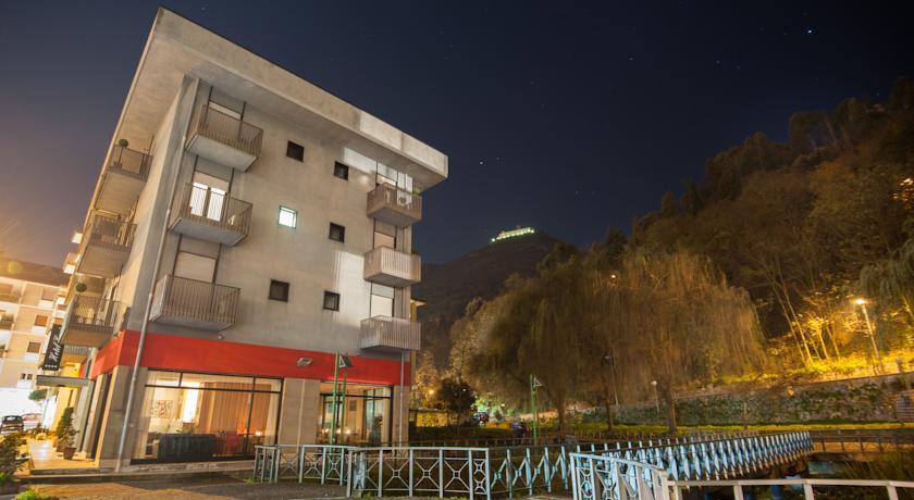 Отель Hotel Gari