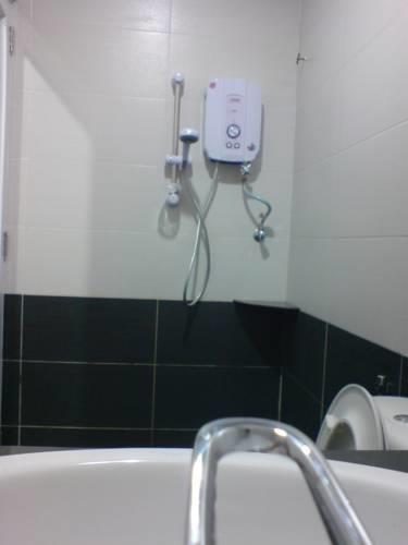Отель Hotel Alam Indigo