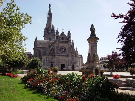 Отель ibis Auray