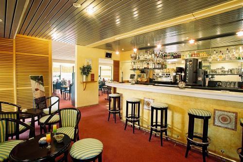 Отель Motel du Rhône - Valence