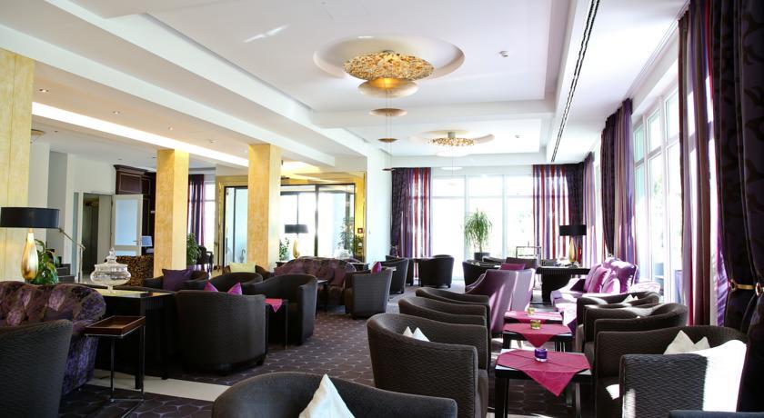 Отель Holzapfel Hotels