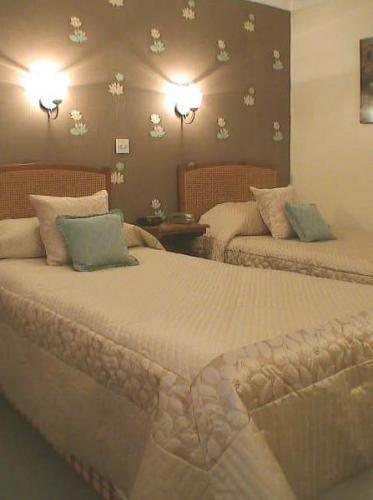 Отель Thanington Hotel