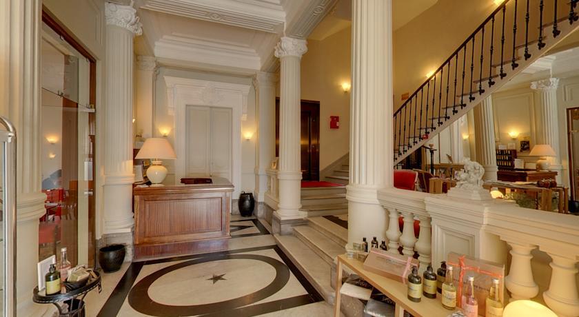 Отель Hôtel L'orque Bleue