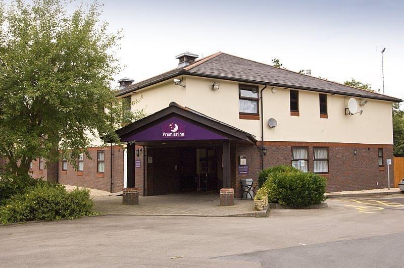 Отель Premier Inn Caerphilly (Corbetts Lane)