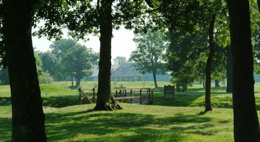Апартаменты Richmond Park Golf Club