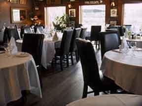Отель The Chequers Inn