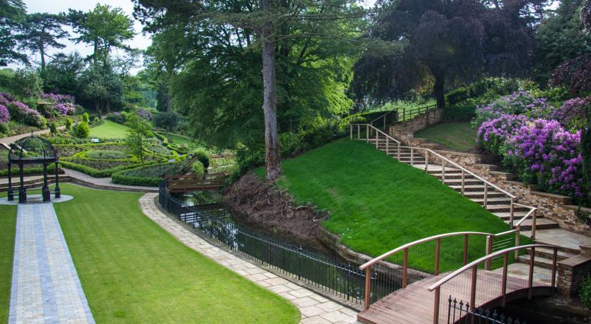 Отель The Raithwaite Estate