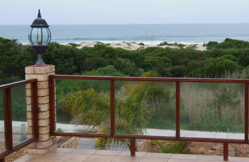 Bluewater Beachfront Guest House