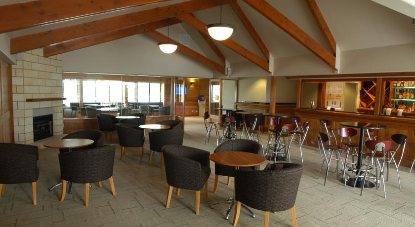 Отель Quality Hotel Plymouth International