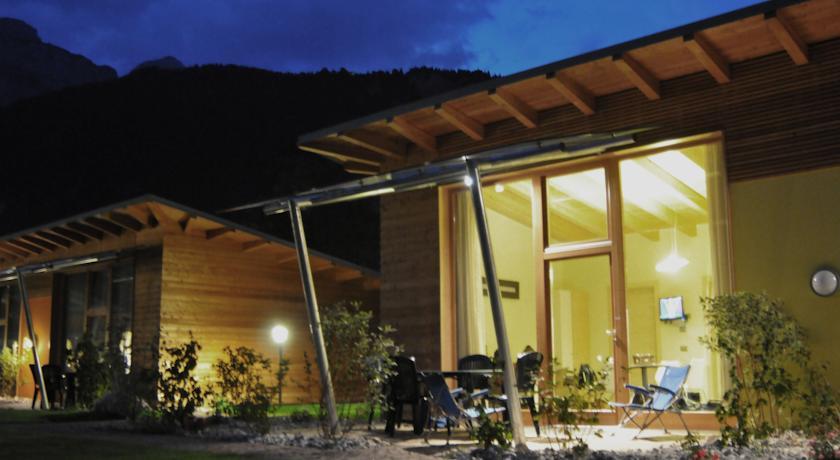 Отель Camping Spiaggia Lago di Molveno
