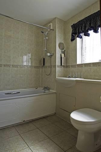Отель Tollgate Hotel & Leisure