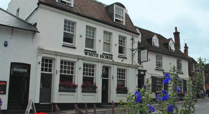 Отель White Horse Hotel