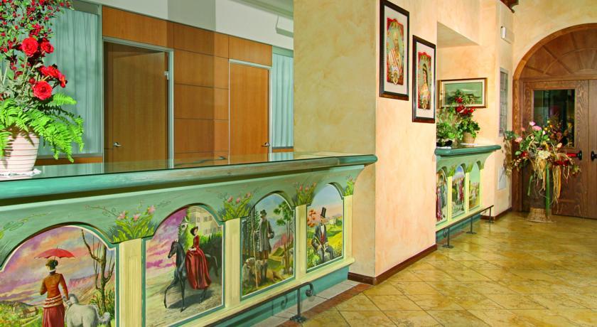 Отель Schloss Hotel Dolomiti