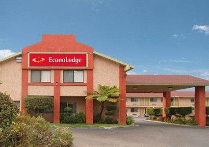 Отель Econo Lodge Anaheim North