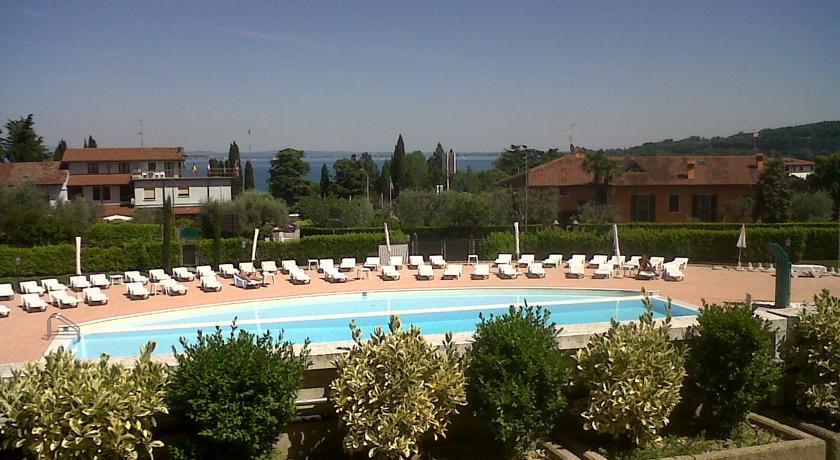 Апартаменты Residence Hotel Le Terrazze Sul Lago