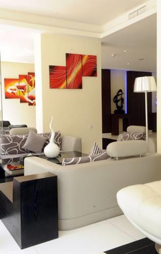 Апартаменты Raoum Inn