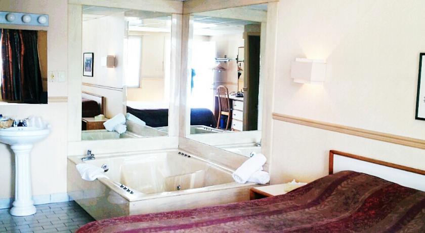 Отель Hotel Motel La Marquise