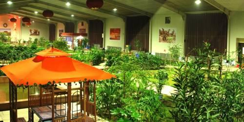 Отель Sun Village Hotel Dunhuang