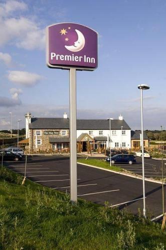 Отель Premier Inn Helston