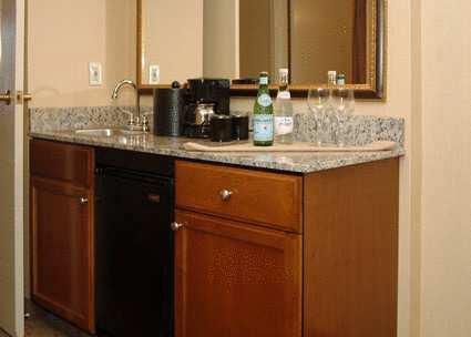 Отель Embassy Suites Seattle - Bellevue